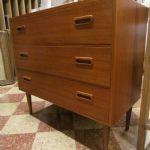 706 3202 CHEST OF DRAWERS
